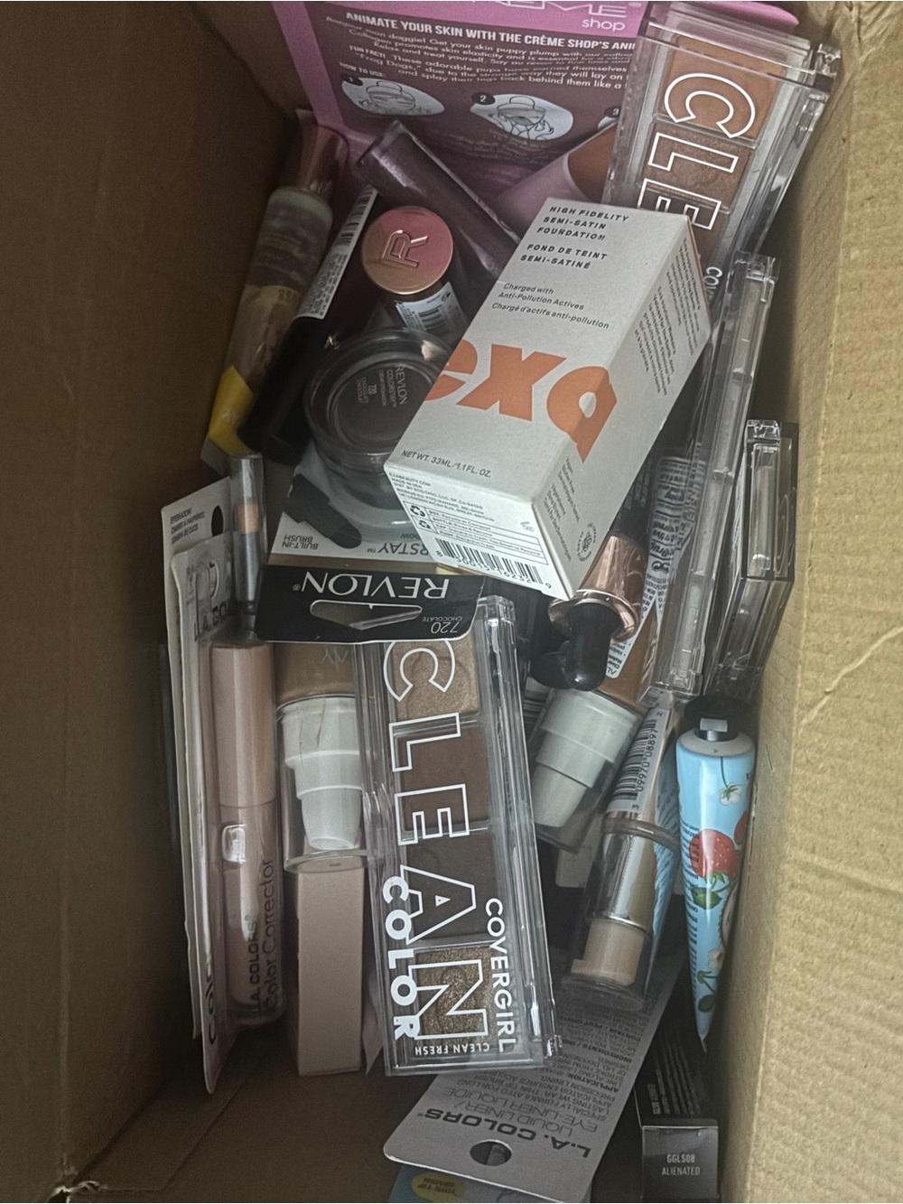 25 Piece Makeup/Beauty Tools Lot (2)